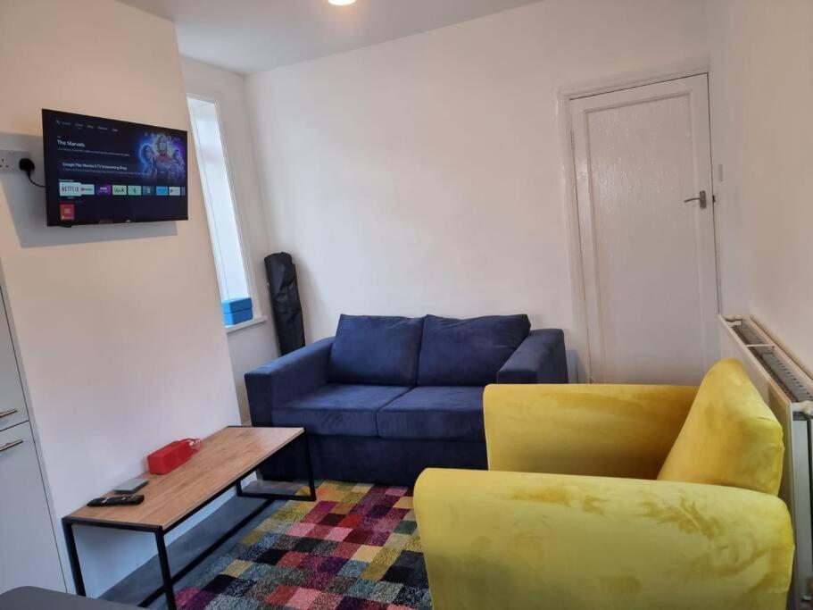 Radiant Accommodation Manor Lane Plymouth Extérieur photo
