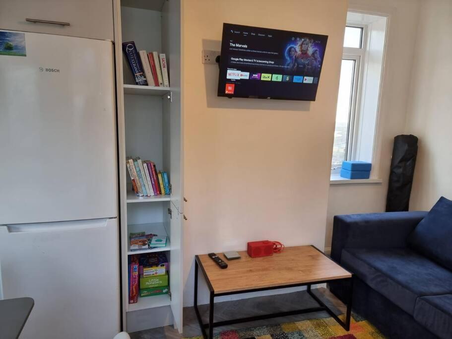 Radiant Accommodation Manor Lane Plymouth Extérieur photo