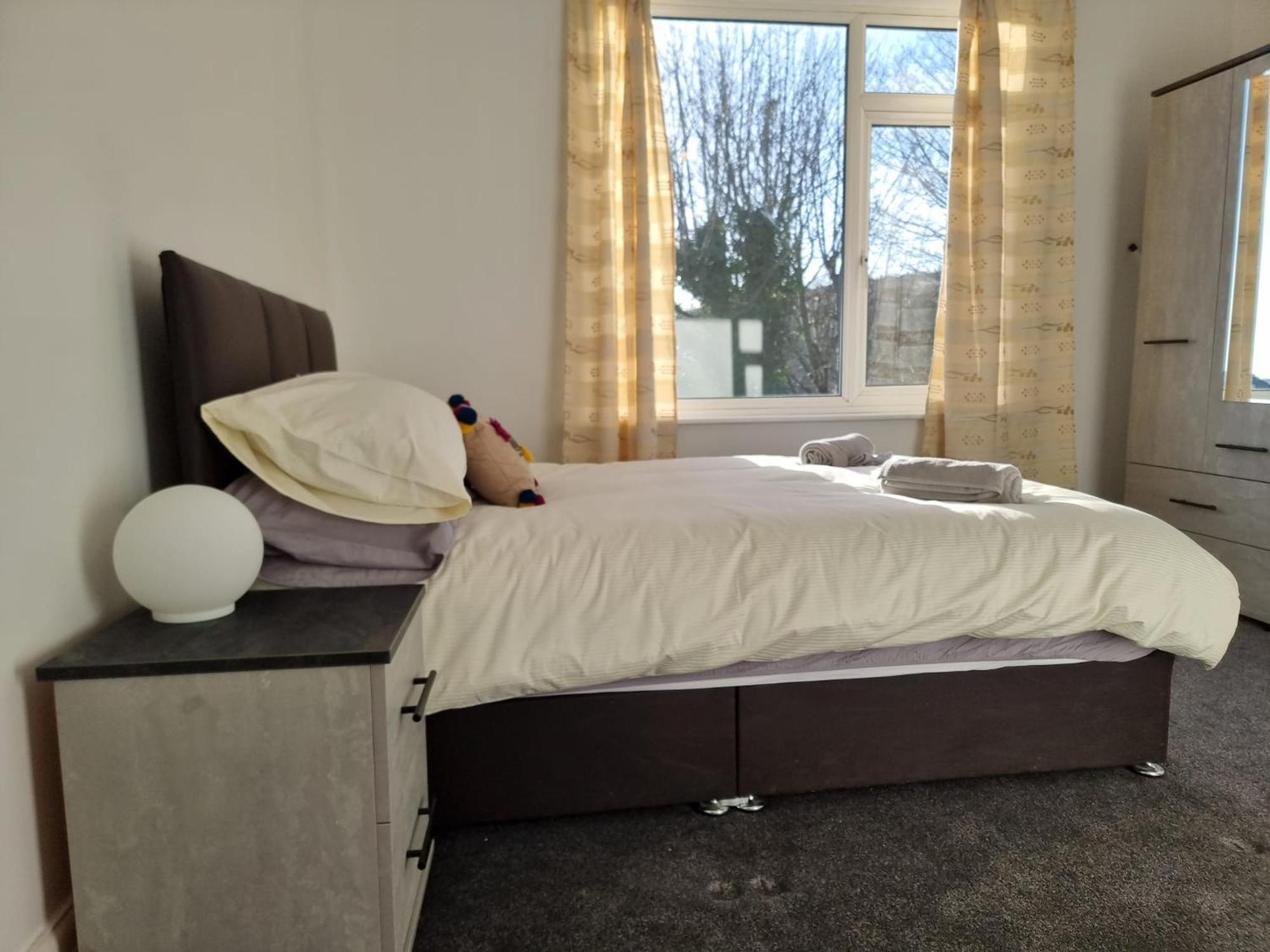 Radiant Accommodation Manor Lane Plymouth Extérieur photo