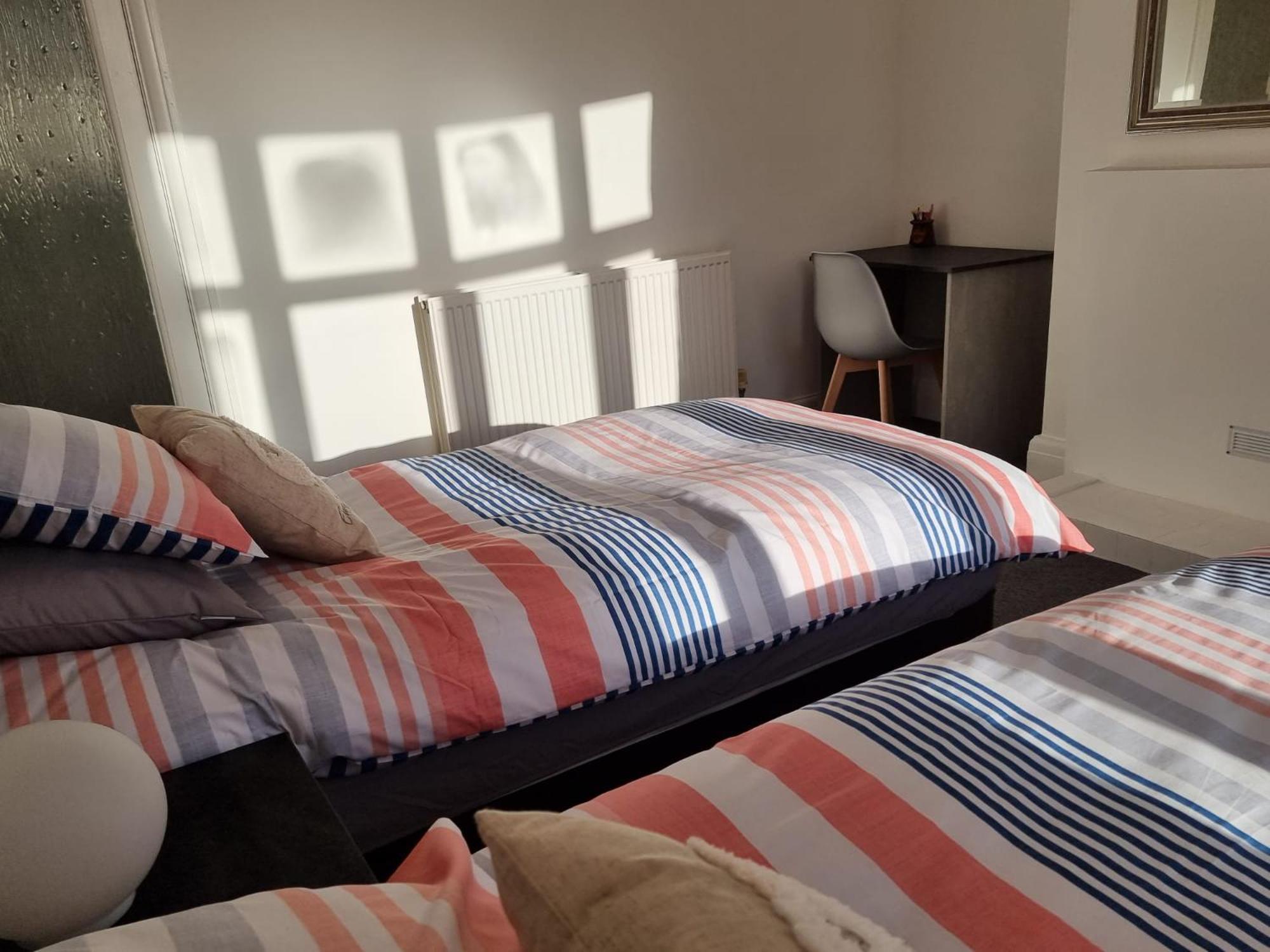 Radiant Accommodation Manor Lane Plymouth Extérieur photo